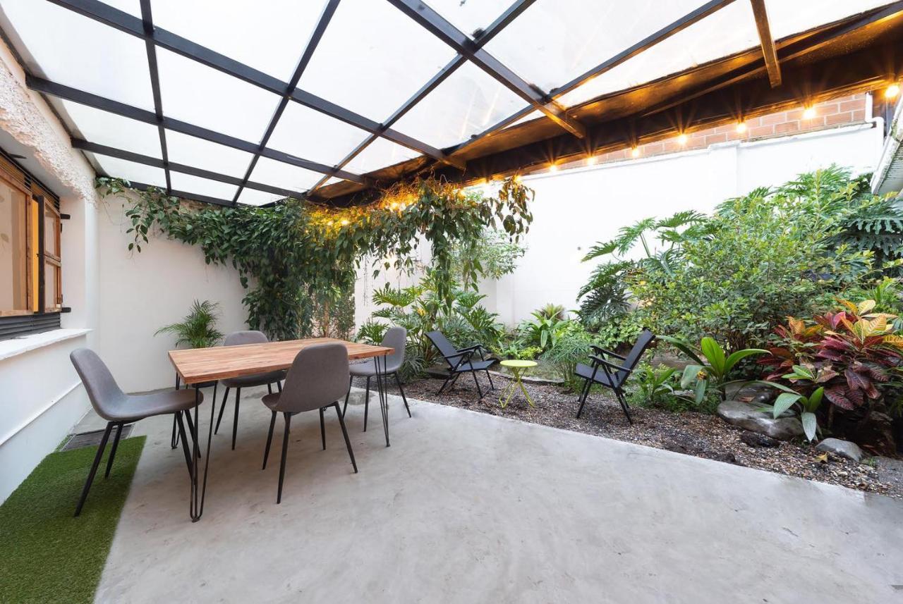 Casa Mosaiko Primer Parque Laureles Medellín Zewnętrze zdjęcie