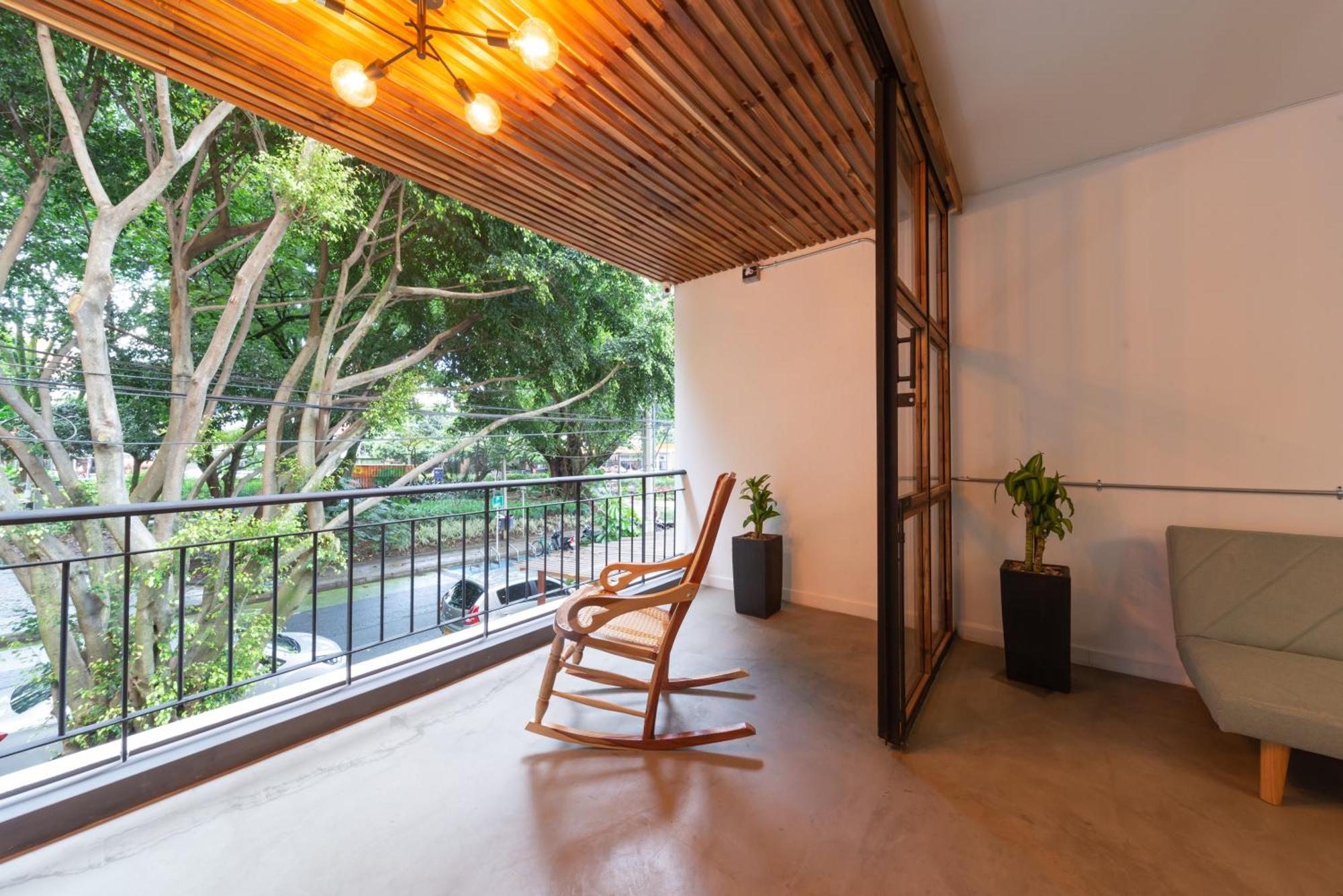 Casa Mosaiko Primer Parque Laureles Medellín Zewnętrze zdjęcie