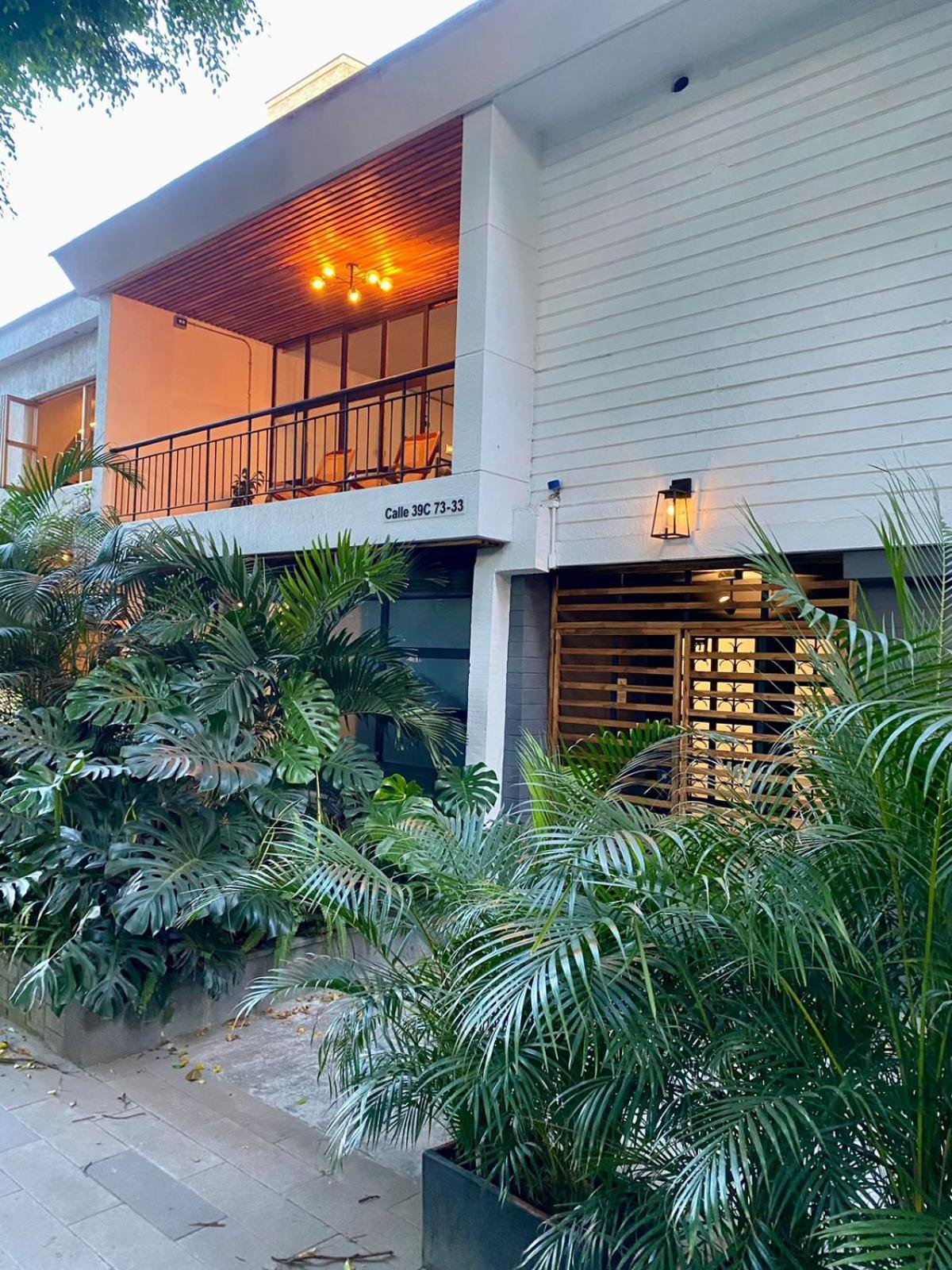 Casa Mosaiko Primer Parque Laureles Medellín Zewnętrze zdjęcie